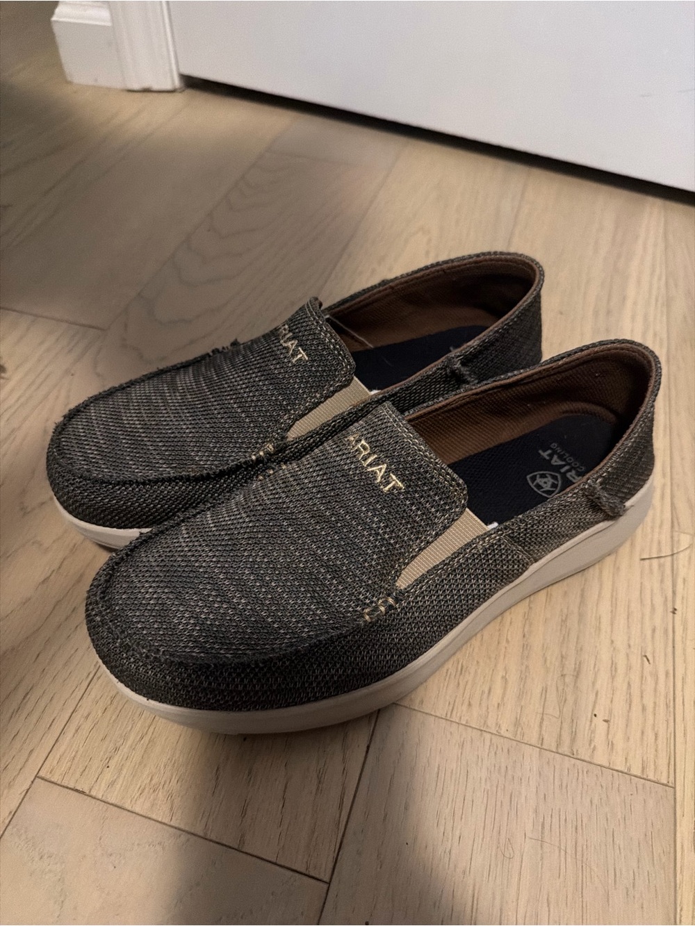 Men’s Ariat Cruisers
